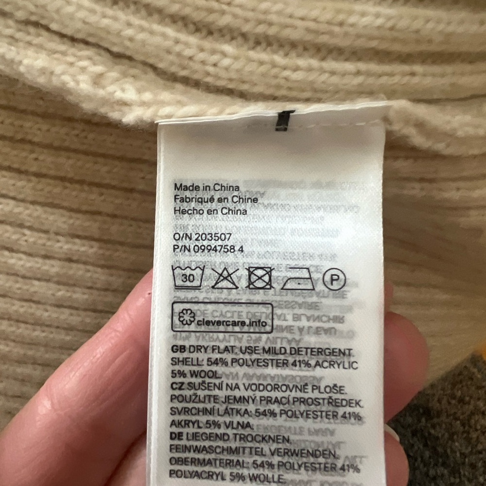H&M Cream Ribbed Knit Sweater - Picture 4 of 4